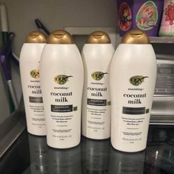 Brand New Shampoo & Conditioner  For ($20)(Cash Only)(price Is Firm) 
