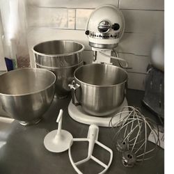 Commercial KitchenAid Standing Mixer