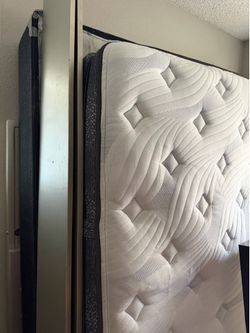 Queen Mattress + Box/Foundation Set 🖤