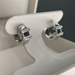 Designer Omega Watch 18k Earrings ,0.4 Carat, 6,6 Gr