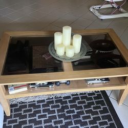 Coffee table with side tables