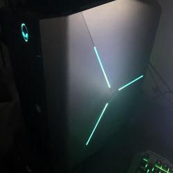 Alienware Gaming Desktop i7 8th Gen gtx 1070 32Gb