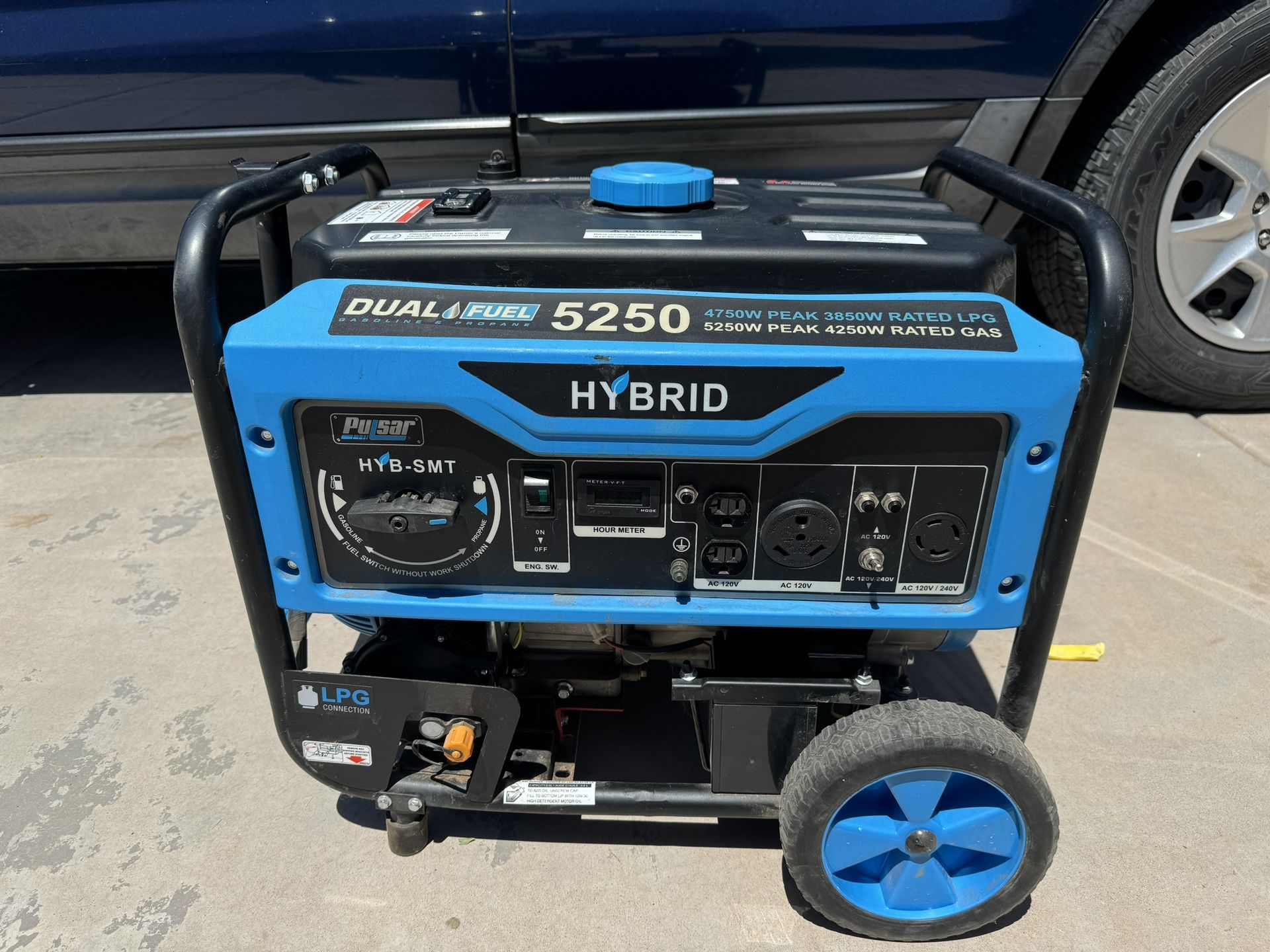 Pulsar Dual Fuel 5250/4750 Generator for Sale in San Tan Valley, AZ