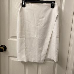 White House Black Market Women’s Skirt Size 2