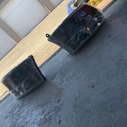 Dodge Ram 1500 Classic Headlights
