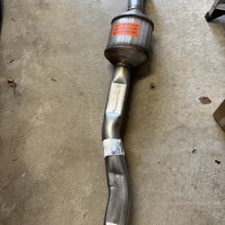 NEW GM OEM 10-17 Equinox Exhaust System Exhaust Components-Center Pipe 1(contact info removed) $500