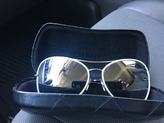CHANEL Sunglasses