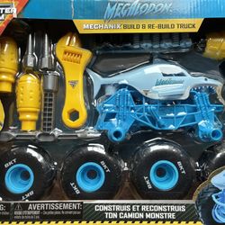 Monster Jam Megalodon Truck Mechanix Build & Rebuild 25 Pieces 