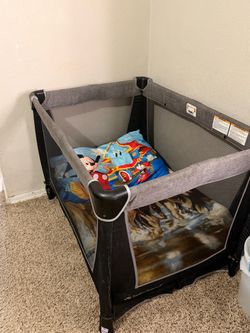Baby crib