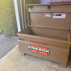 Knaack Toolbox
