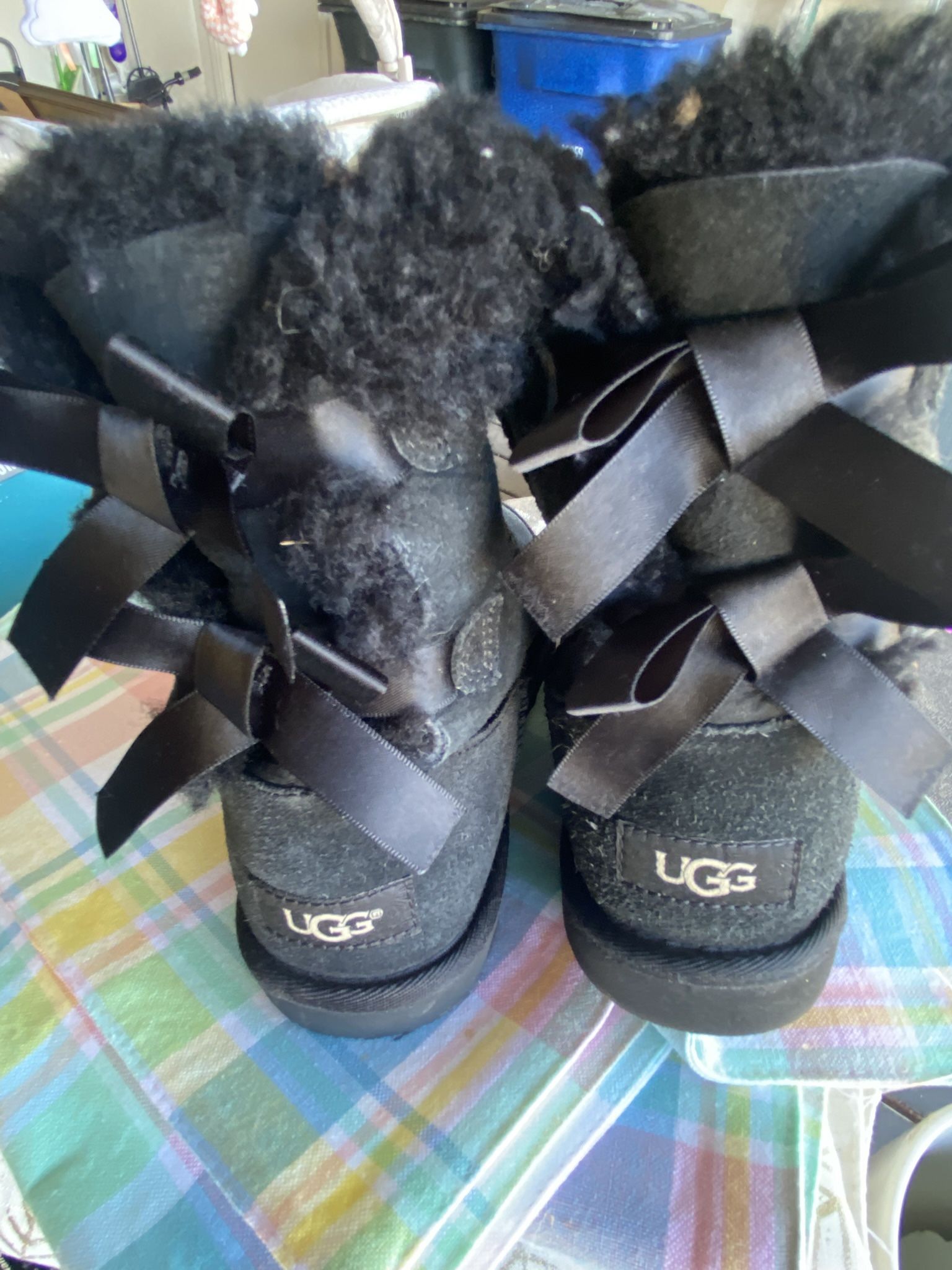 Ugg Boots Girls Size 4