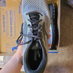 Brand New Brooks 