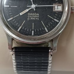 OMEGA QUARTZ WATCH