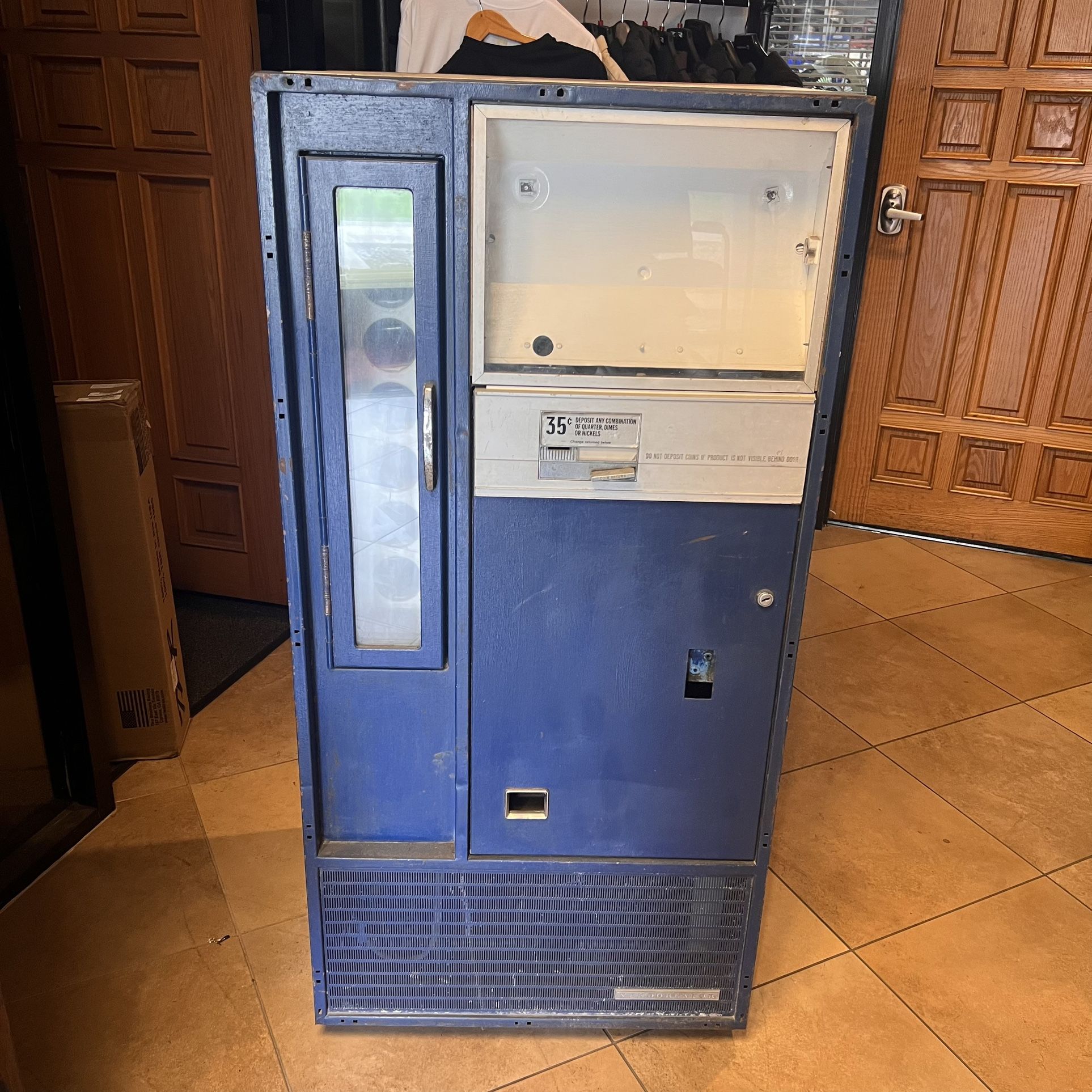 Vintage Pepsi Vending Machine