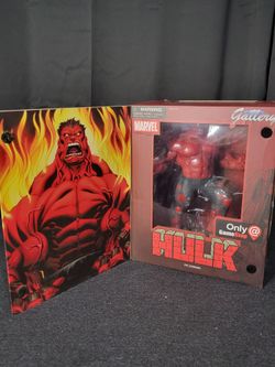 Marvel Gallery Red Hulk PVC Statue Diamond Select Toys, GameStop Exclusive 