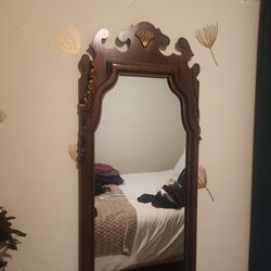 Antique Mirror With gold Seashell