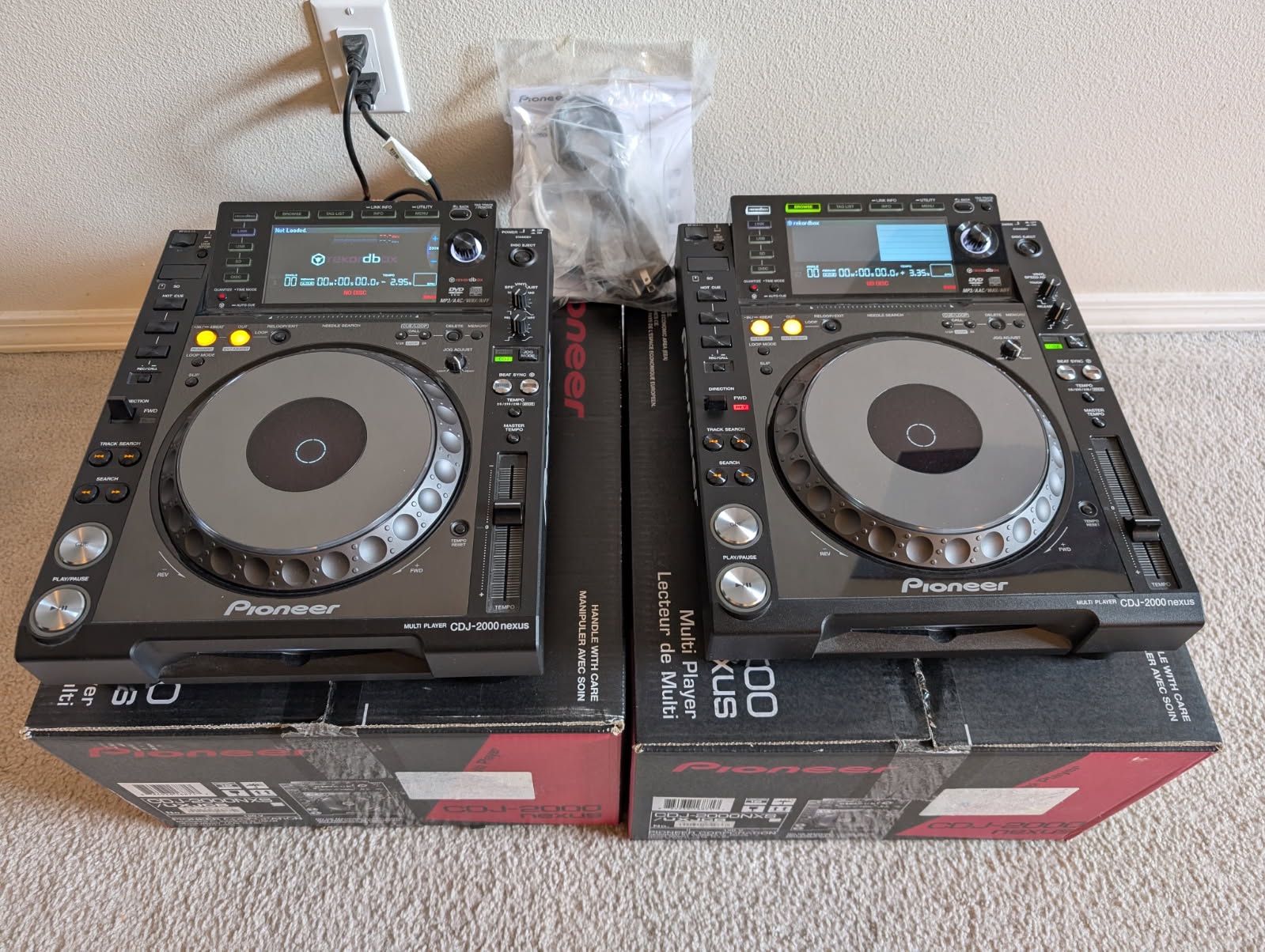 Pioneer CDJ-2000 NXS Professional Multi Players