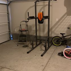 Pull Up Bar