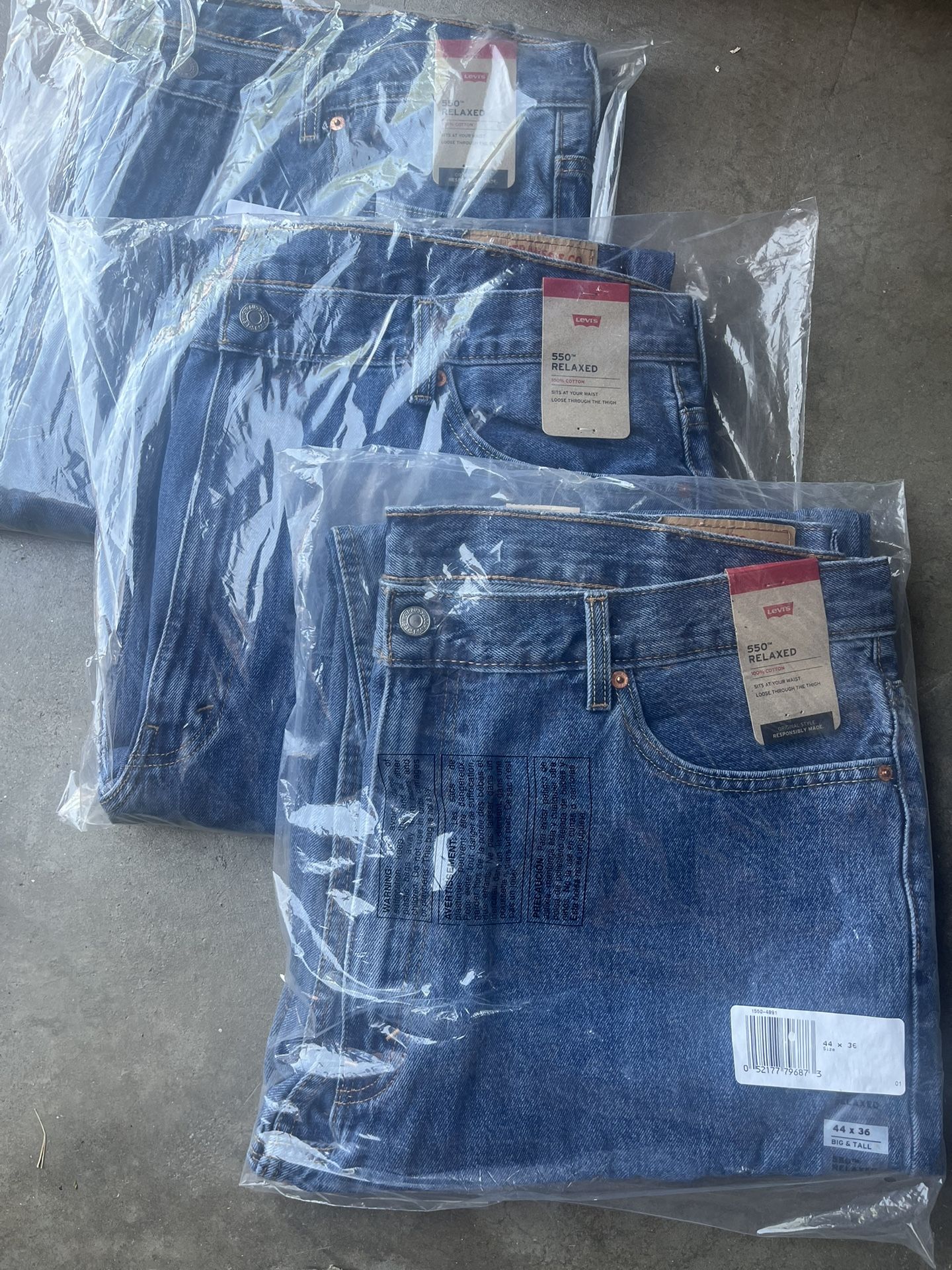 LEVI 550 RELAXED FIT 44 X 36 BIG & TALL JEANS
