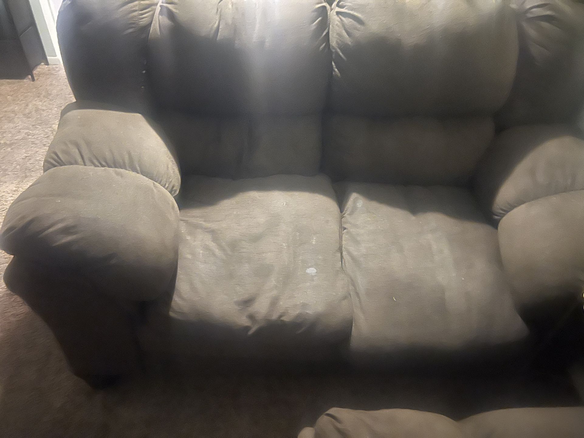 Couch set
