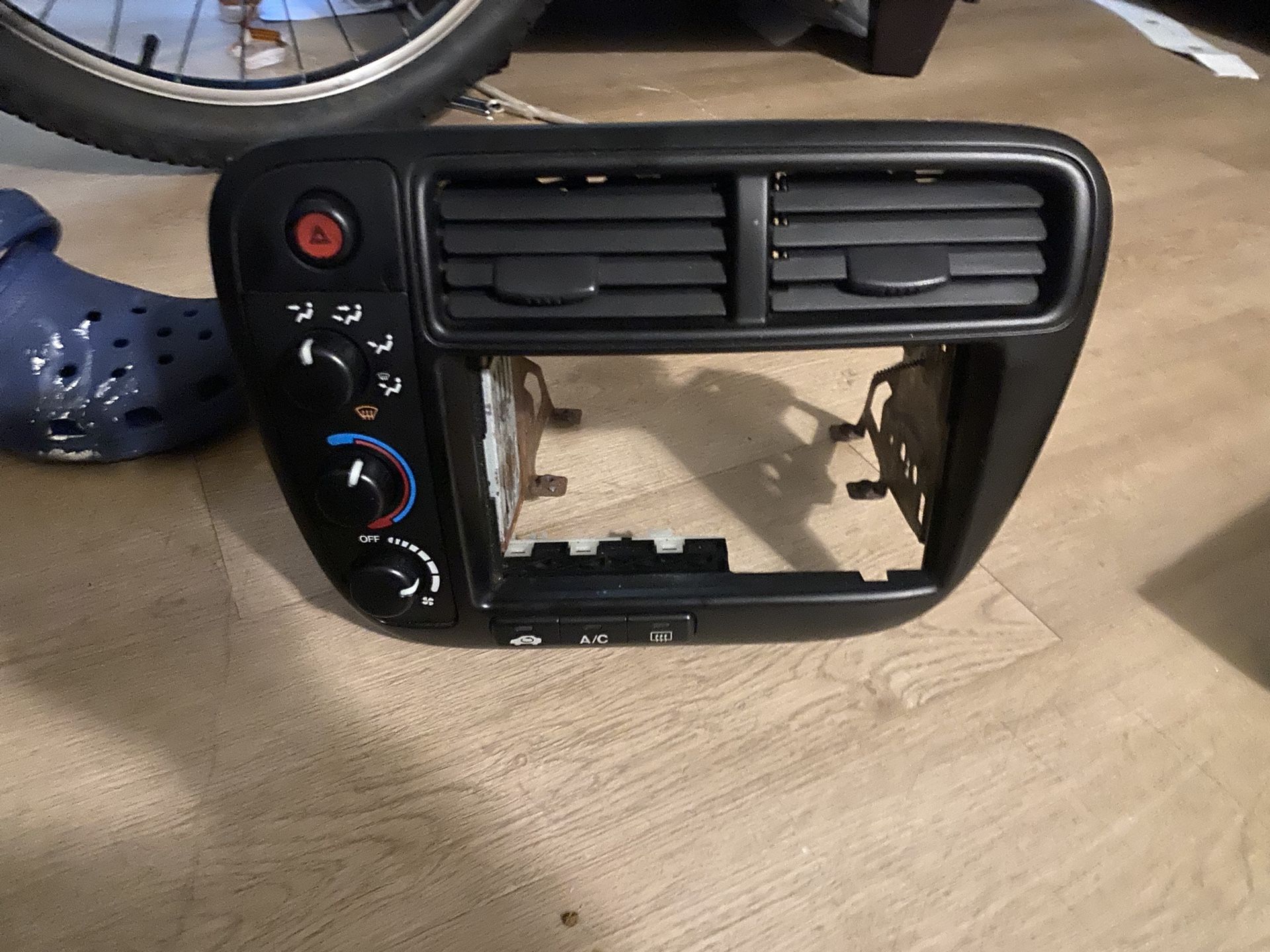 99–00 Honda Civic Si/ex Climate Control Bezel