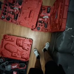 Milwaukee KO Sets