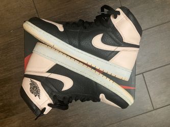 Used Air Jordan 1 Retro. Black Crimson Tint Colorway