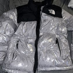 North face jacket teen size 18/20