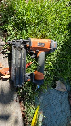Nail gun Ridgid