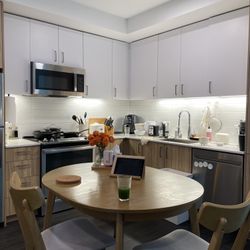 Dining Table With 2 Chairs 