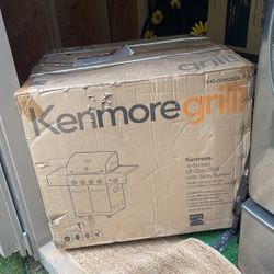 Brand New Kenmore Gas Grill 