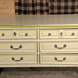 Vintage 70s Dixie Furniture Set