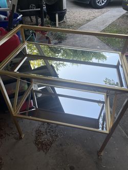 Shelf