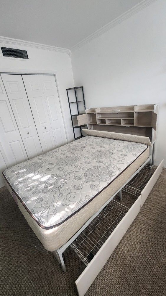 Queen Bed with Storage + Mattress Included/Cama Queen Moderna con Cajones + Colchón Incluido