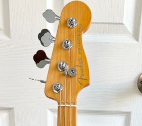 Fender American Ultra Precision Bass