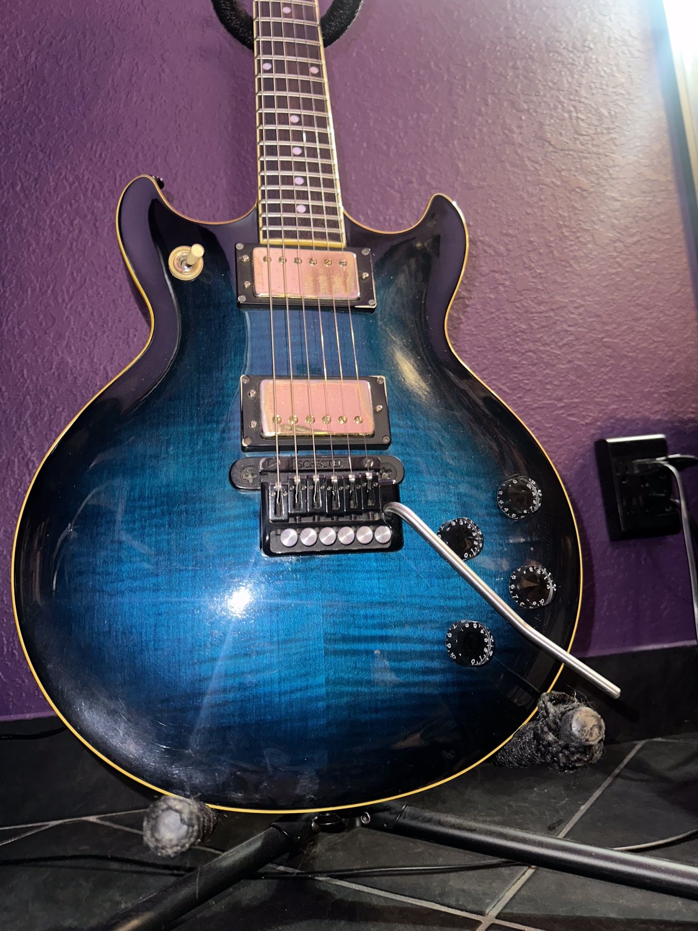 Ibanez Artist Series Made In Japan Les Paul With Schecter Whammy Bar