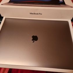 MacBook PRO 