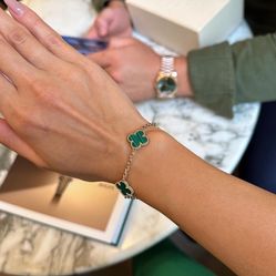 emerald clover necklace bracelet earrings set