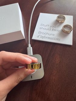 Oura Ring Size 8 with receipt and warranty until 11/26