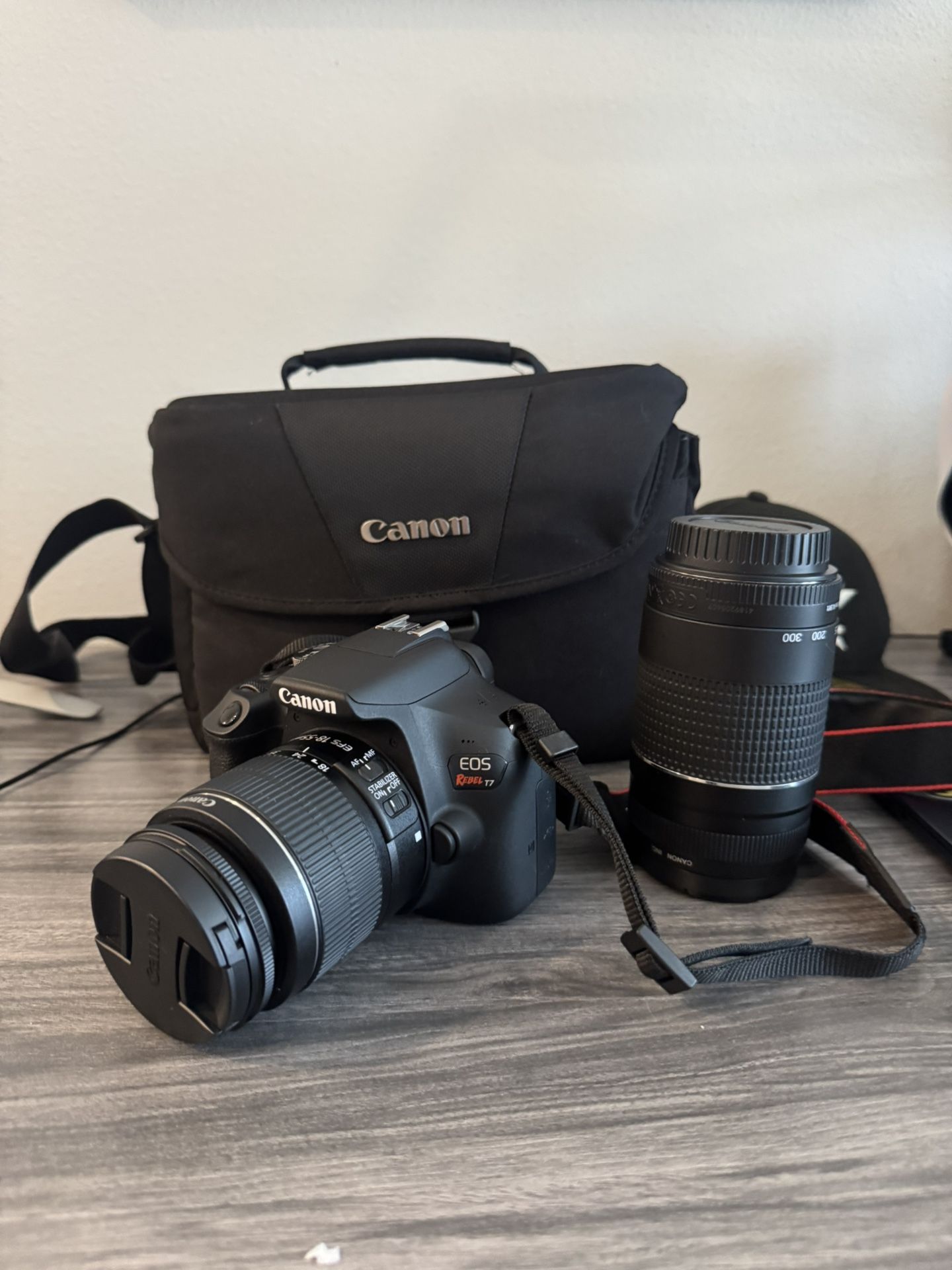 Canon Rebel T7