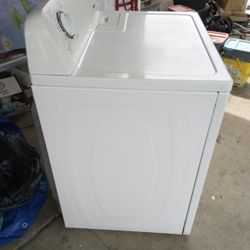 Dryer  Gas Perfect Condition 