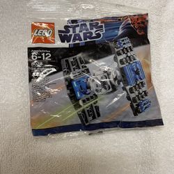 LEGO STARWARS  8028 TIE FIGHTER (Collectable)