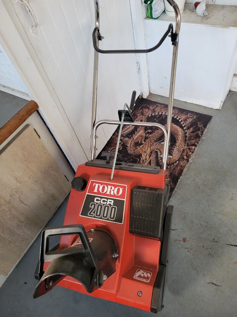Toro CCR 2000 Snowblower