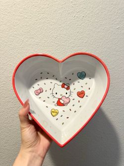 Hello Kitty Heart Shape Dish