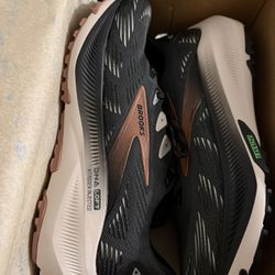 Brooks Ghost Trail Shoes 