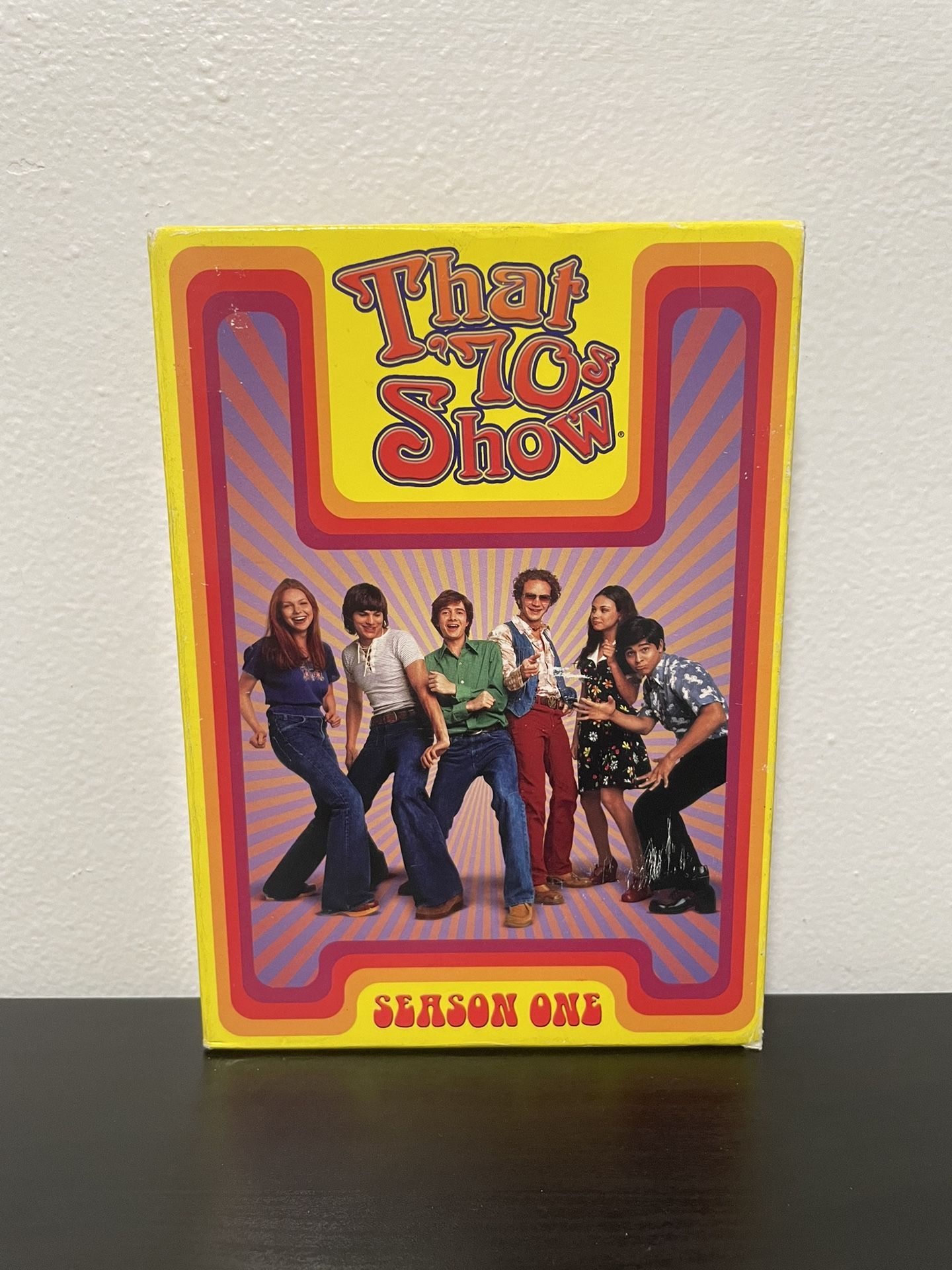 That 70's Show Season One DVD 4 Disc Box Set TV Series Topher Grace 2004