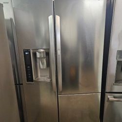 LG Side by Side Refrigerator 