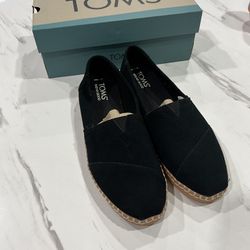 Toms Shoes