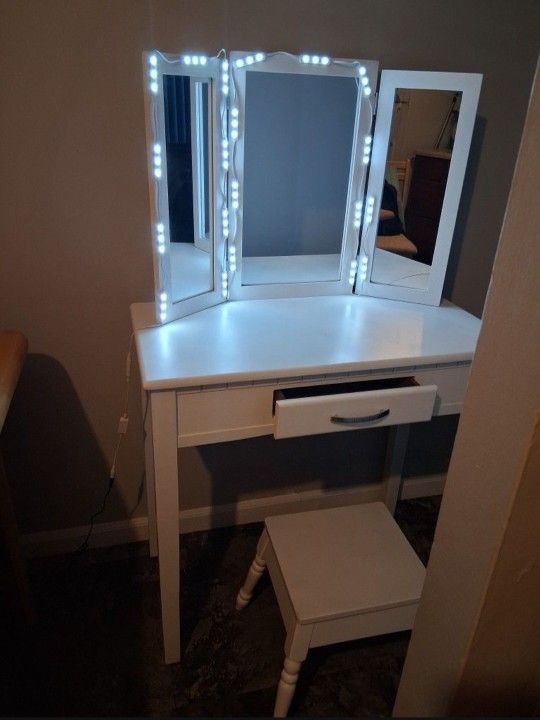 Vanity