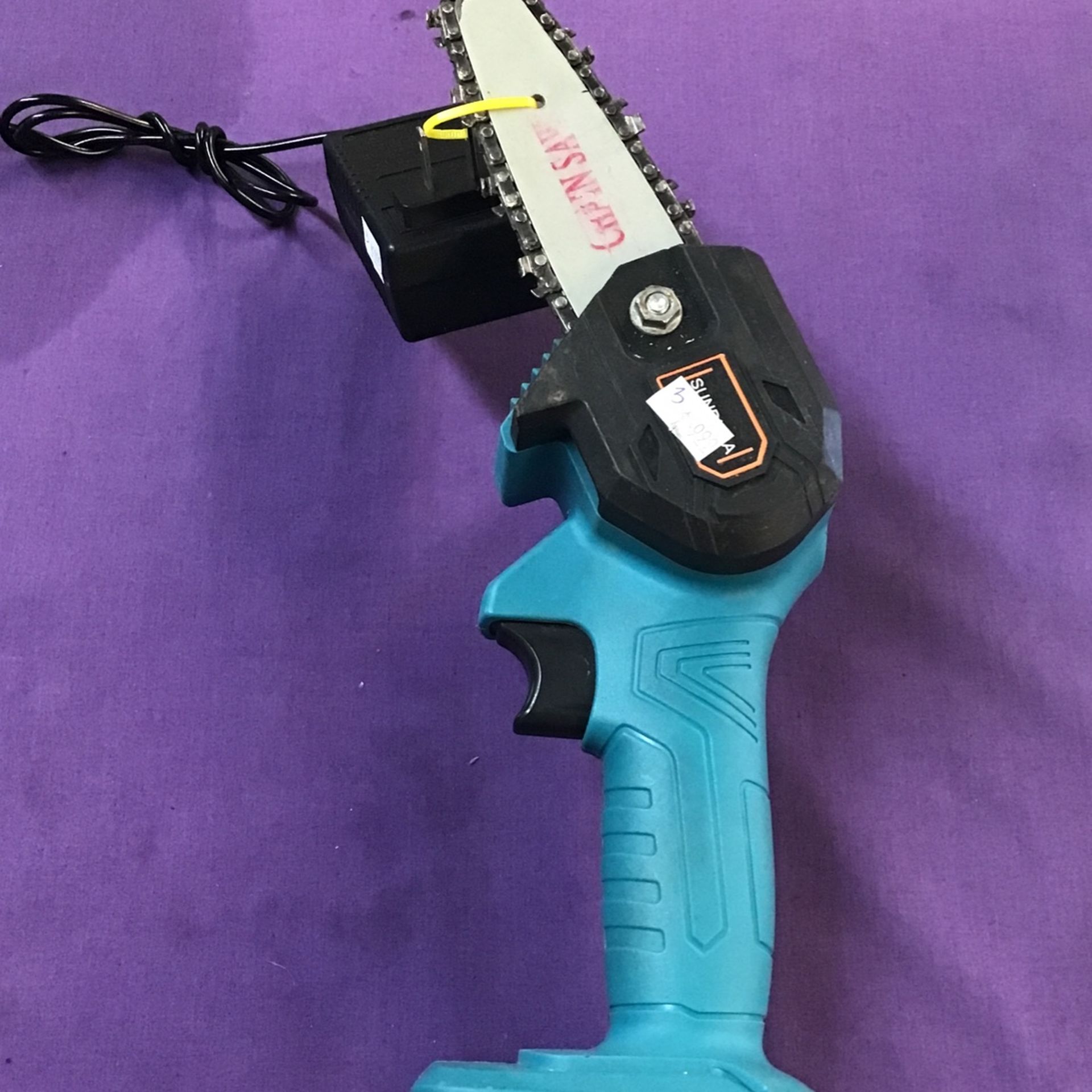 Sundura Battery And Electric Chain Saw (28035)